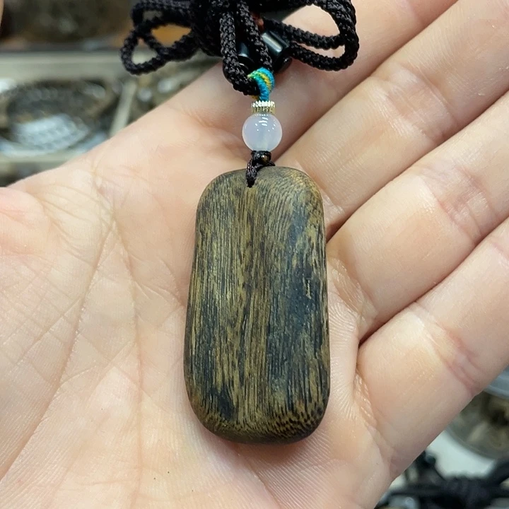 沉香吊坠奇楠挂件红油老料