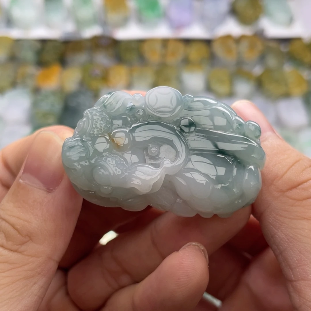 翡翠未镶嵌颈饰貔貅21