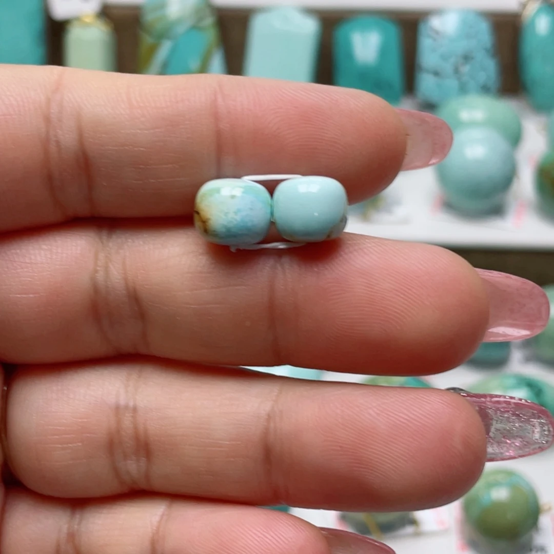 绿松石未镶嵌摆件