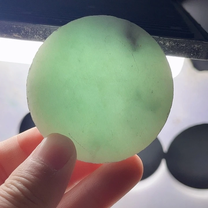 翡翠挂件未镶嵌毛料109