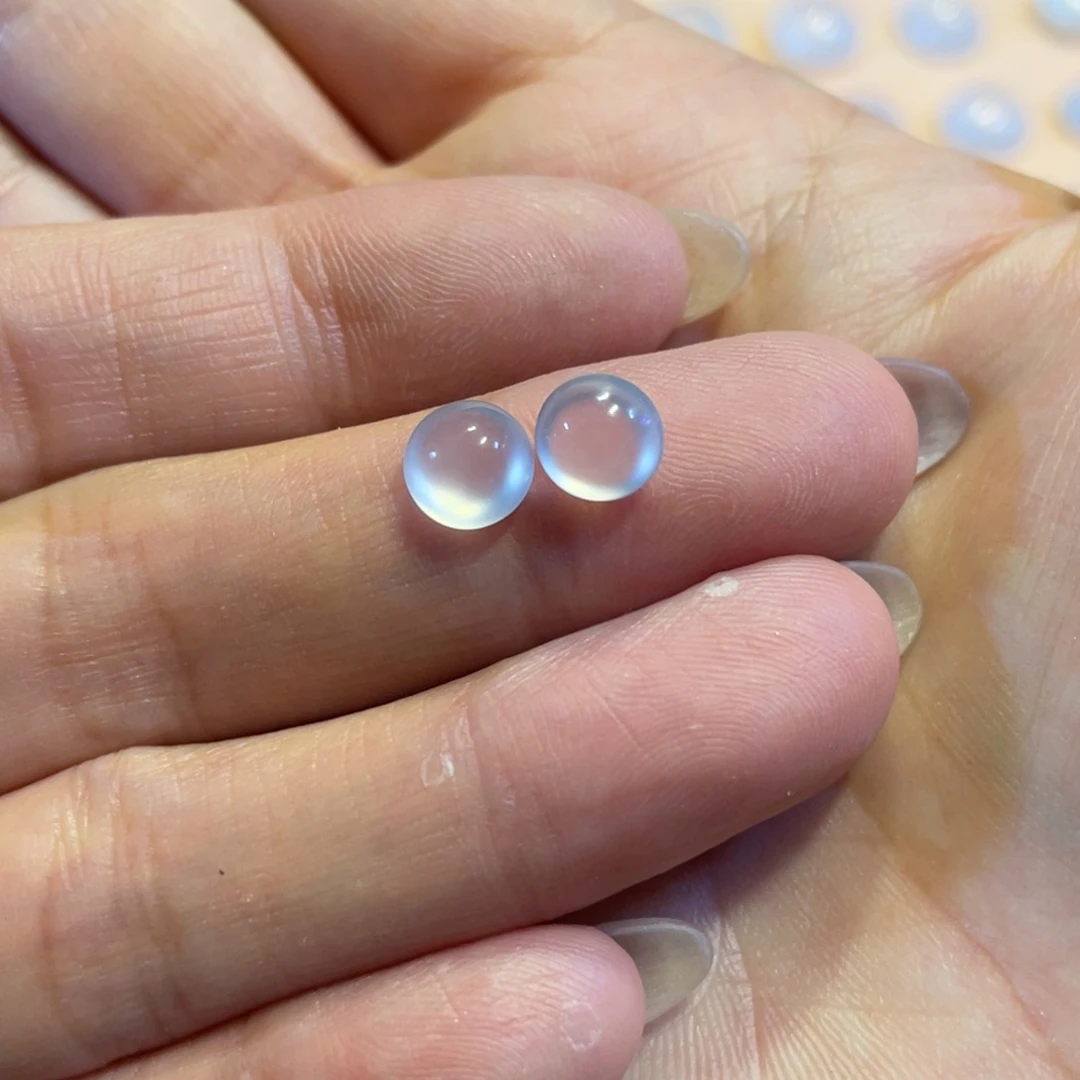 翡翠未镶嵌颈饰蛋面