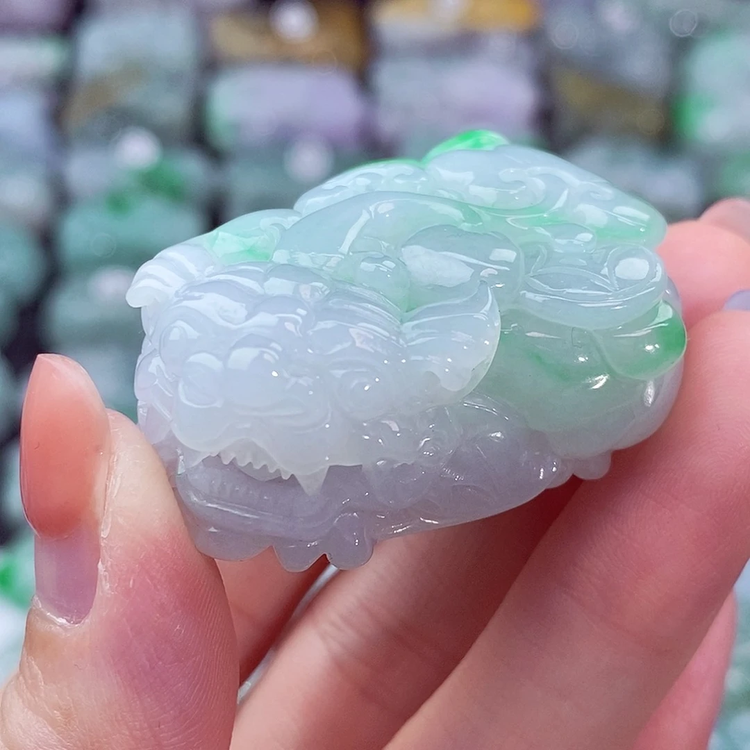 颈饰未镶嵌翡翠天然