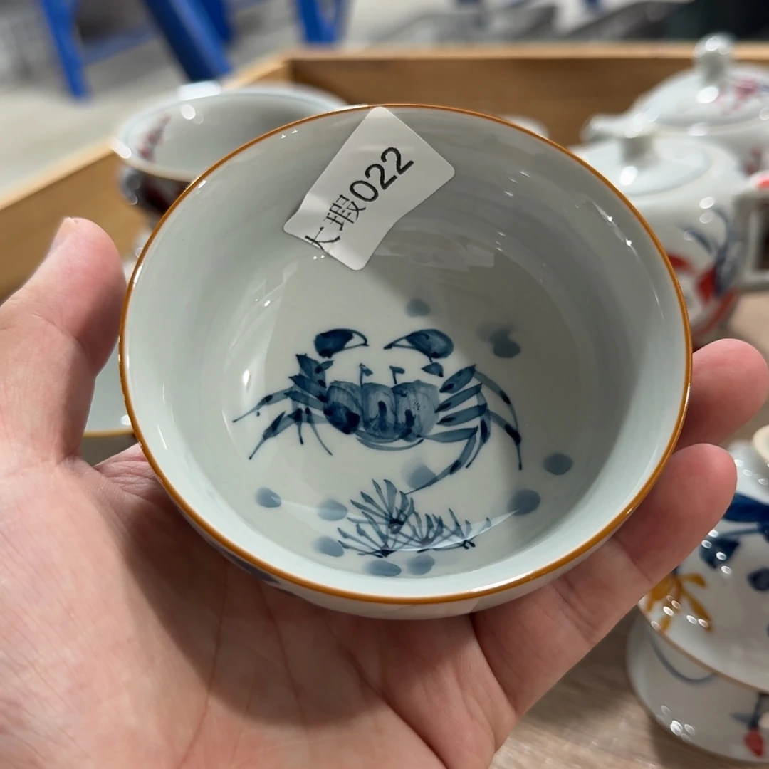 釉下手绘茶具微瑕