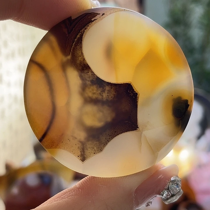 玛瑙/玉髓未镶嵌珠宝奇石