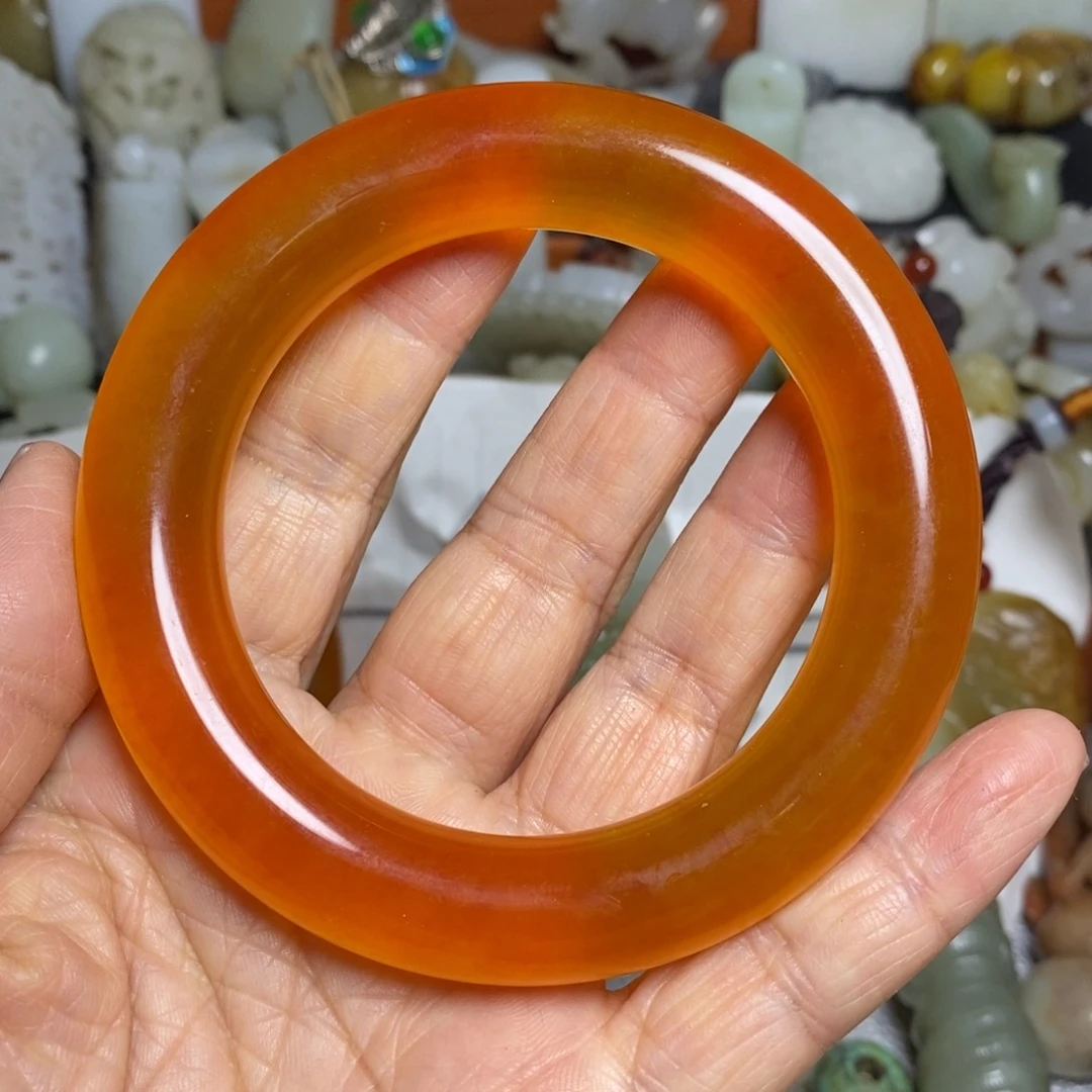 家***选和田玉（糖玉）未镶嵌颈饰