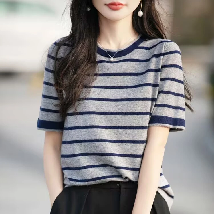 《官方正品》女装上衣条纹无袖针织衫短袖百搭偏胖高贵上档次短袖