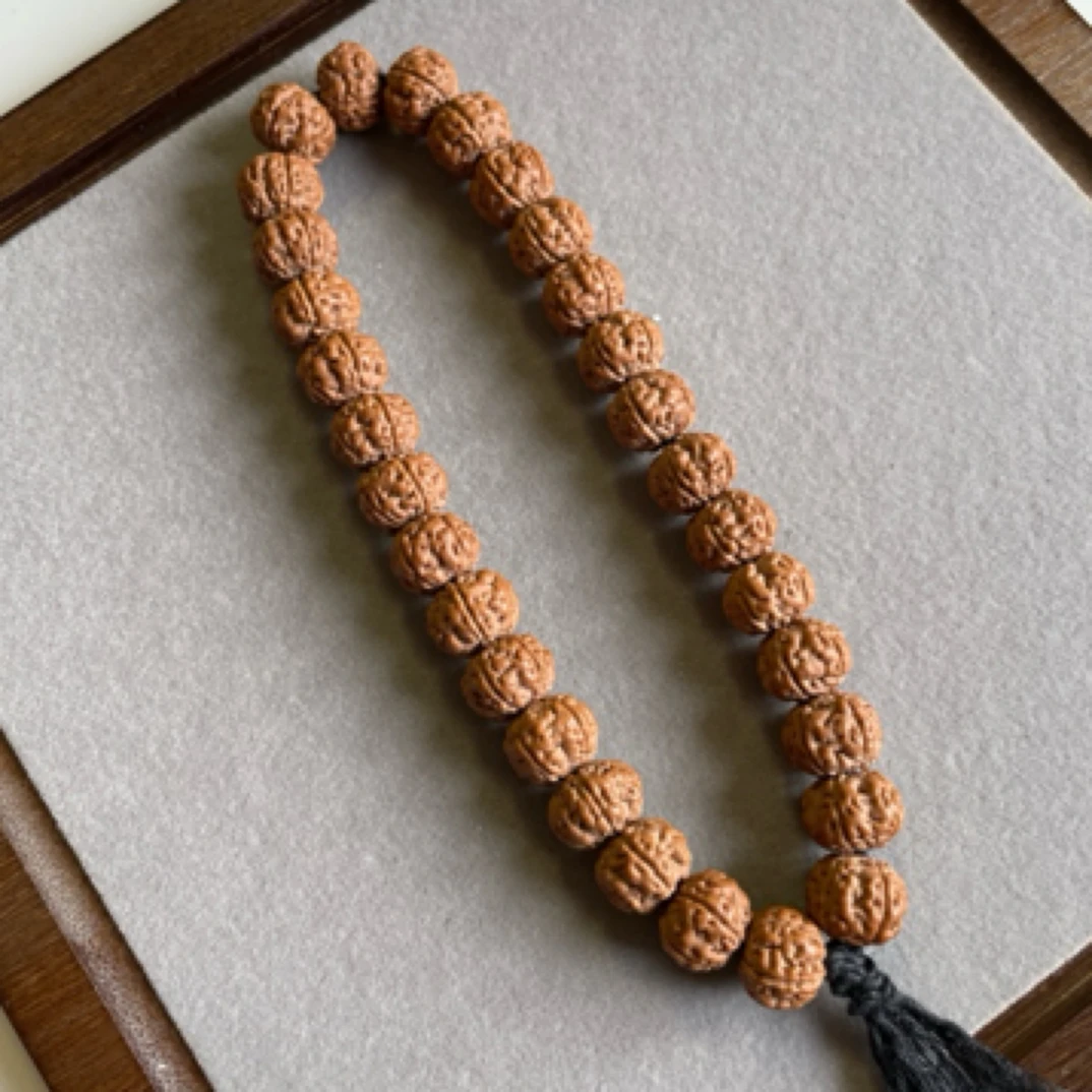 原桩平细原皮原色老树王手持单圈金刚菩提