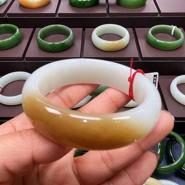 和田玉未镶嵌手镯5960