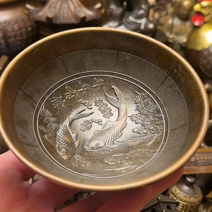 精美铜器批发档口