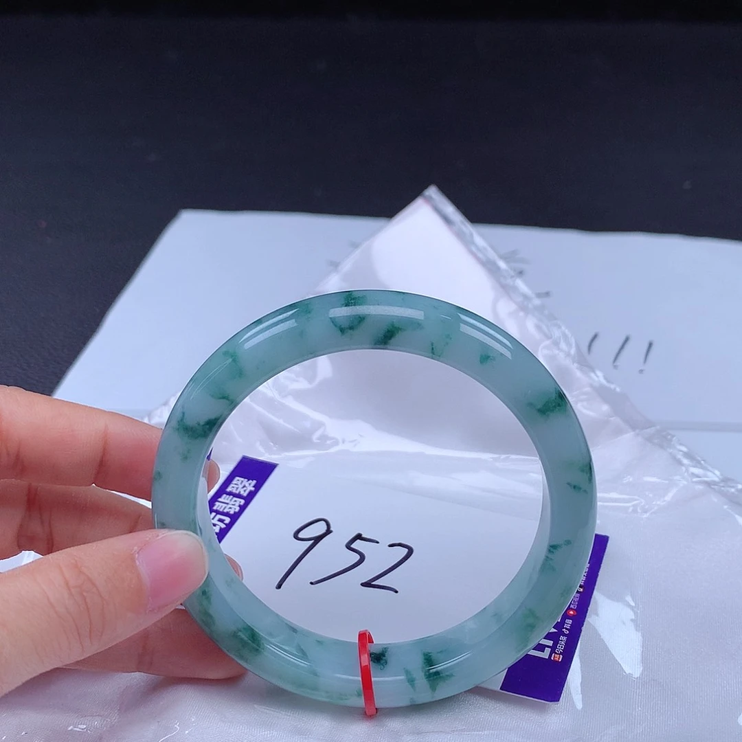 翡翠手镯未镶嵌60.6圈001706