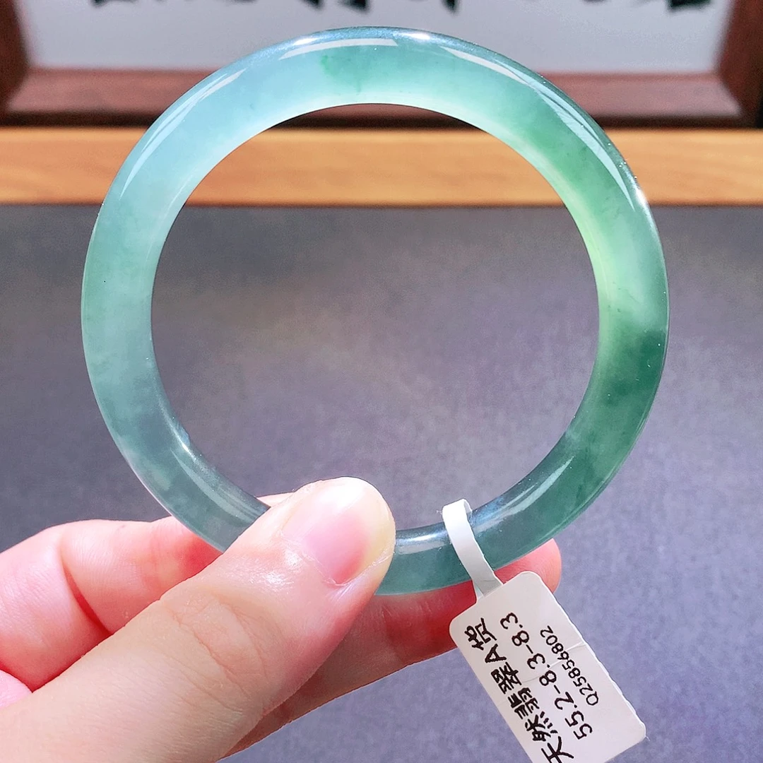 翡翠未镶嵌手镯天然翡翠