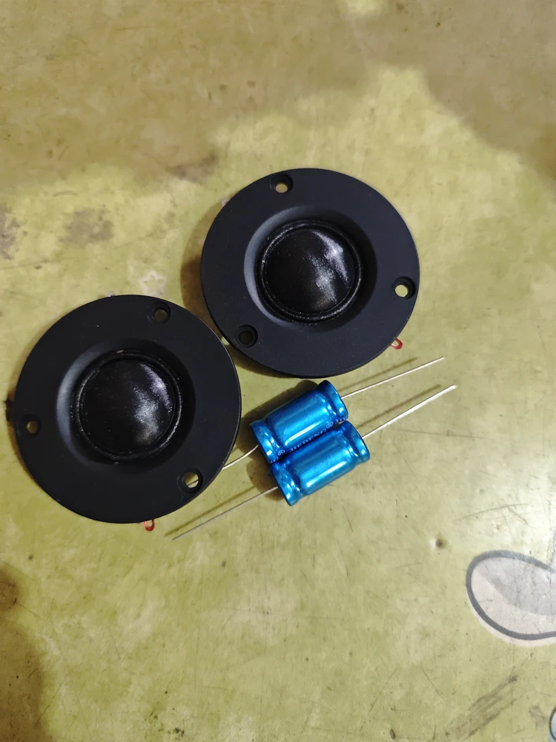 8新  高11对的价格包邮。音箱高音