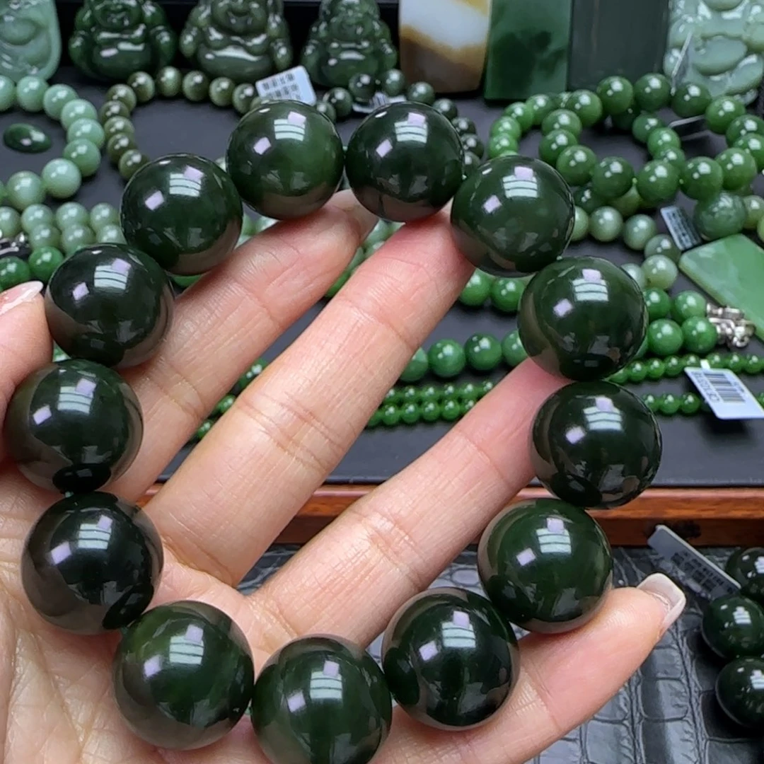 和田玉未镶嵌珠宝奇石