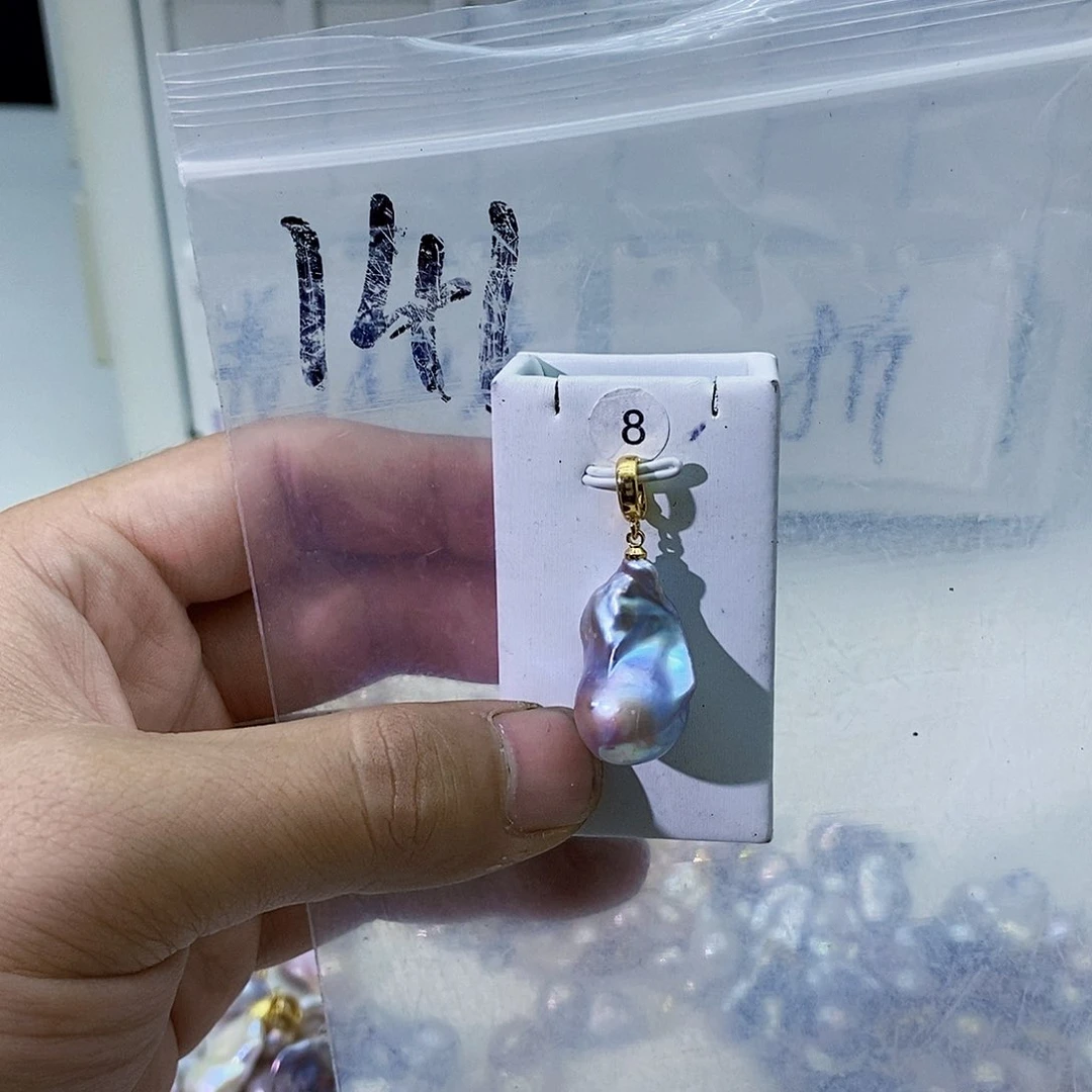 淡水珍珠合金颈饰