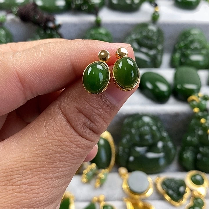 和田玉（碧玉）未镶嵌颈饰