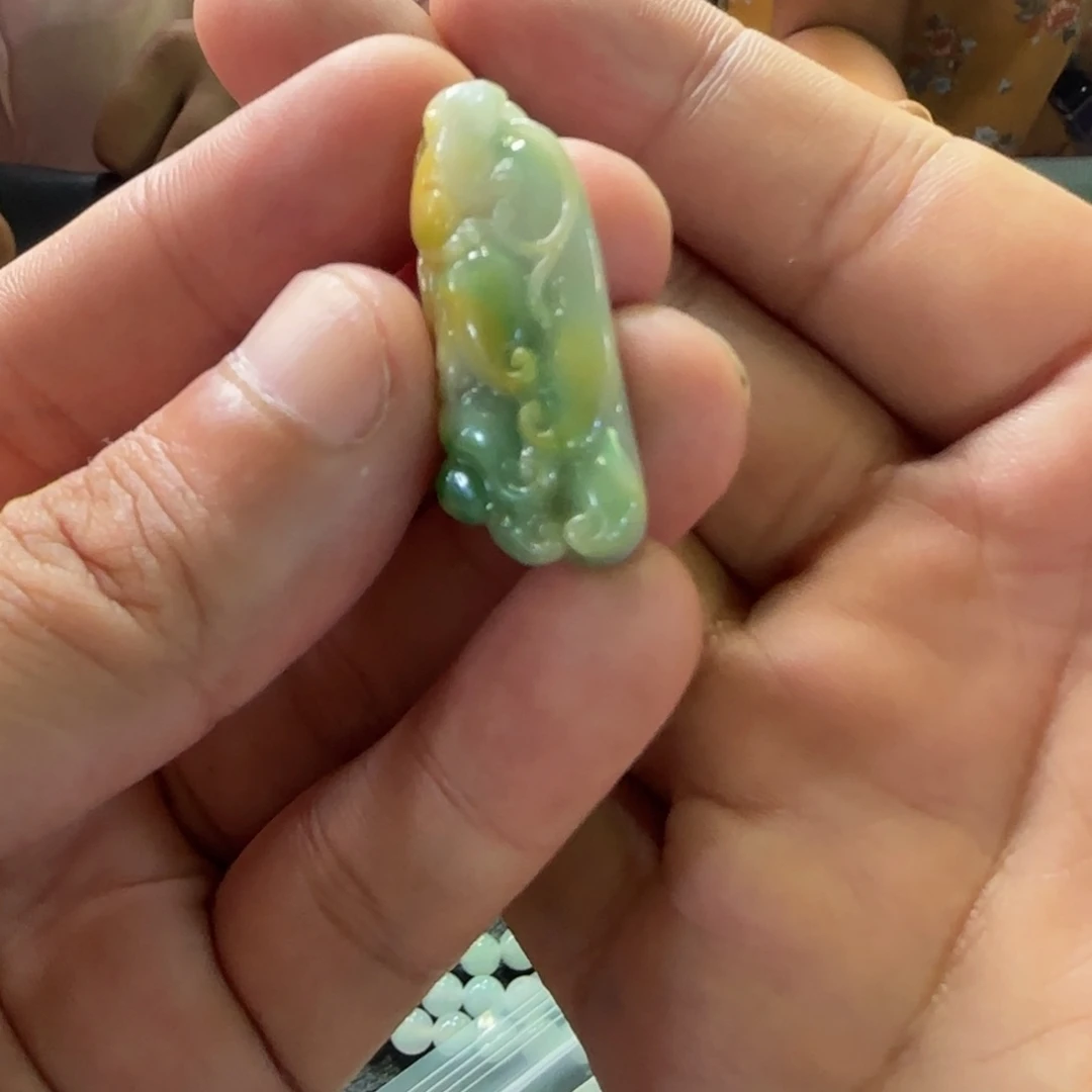 定制翡翠未镶嵌呆**叽