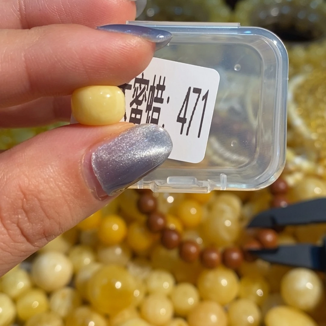 琥珀未镶嵌珠宝奇石471