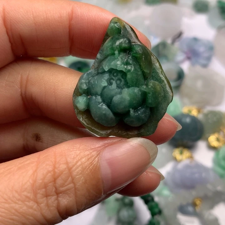 定制翡翠未镶嵌翡翠