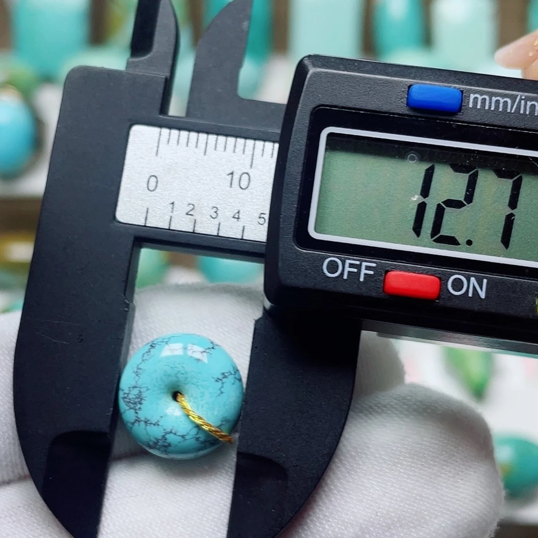 绿松石未镶嵌摆件