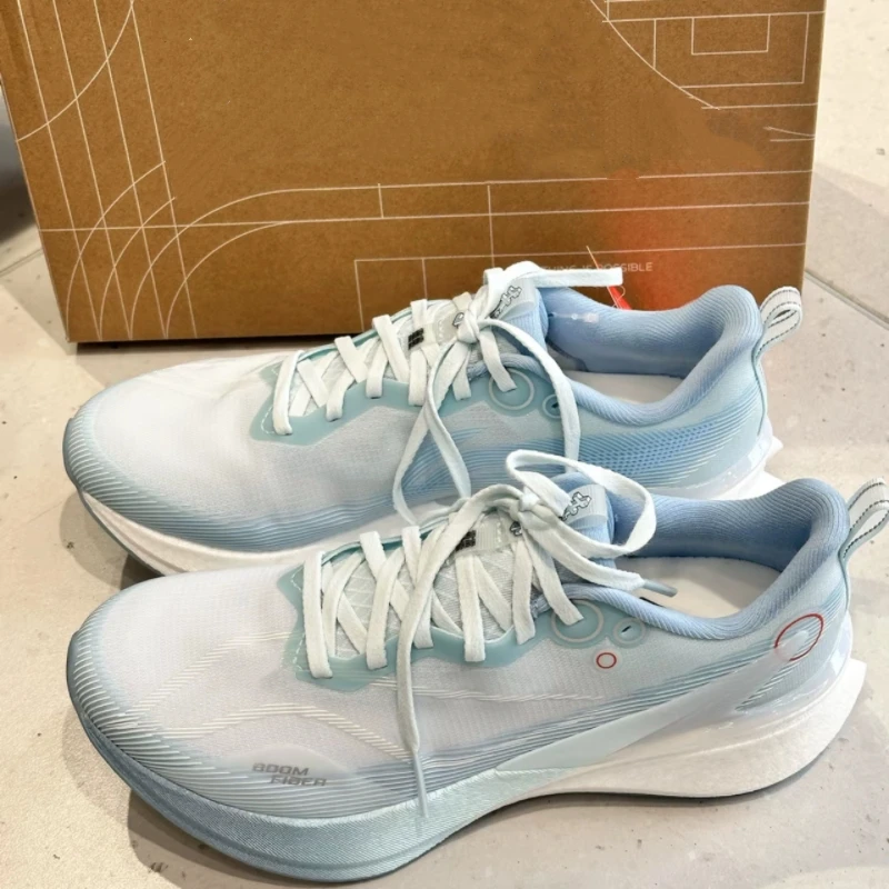 赤兔8pro学生足弓矫正跑鞋碳板透气竞速体测专业轻便儿童运动鞋