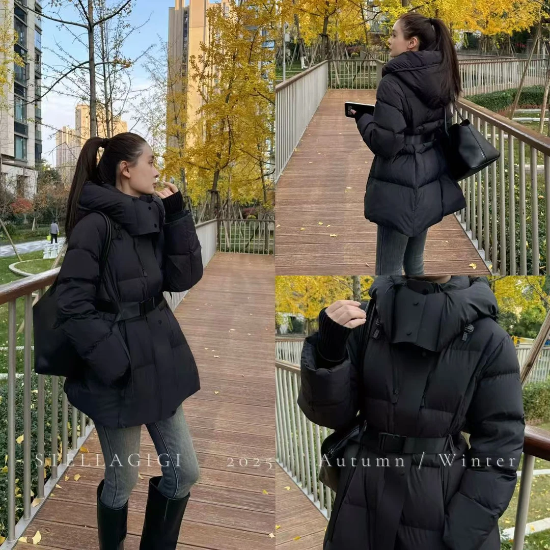 SG / 郭幂幂 AW 回归首播 90白鸭绒 收腰中长款羽绒服WT-20253038