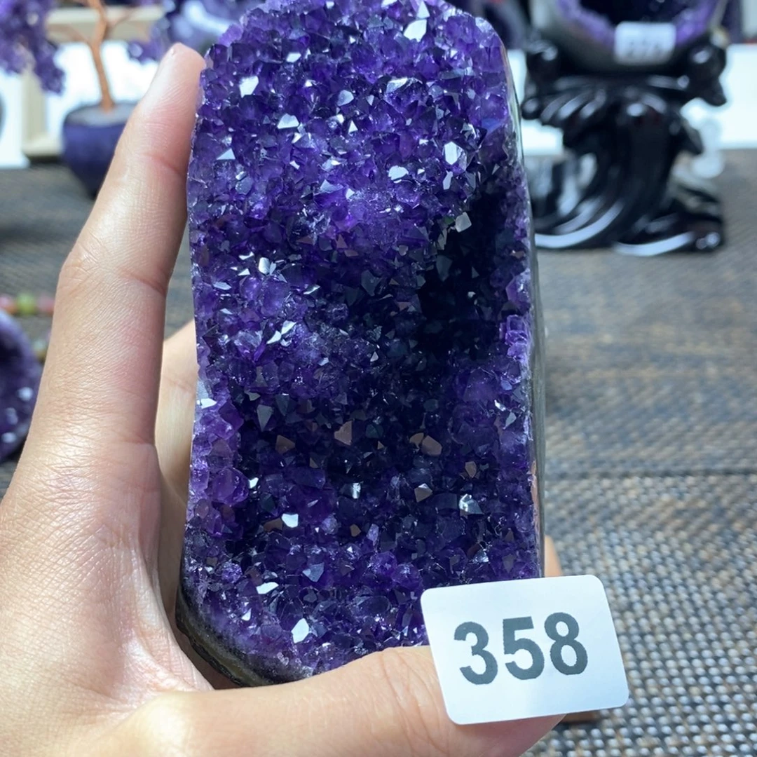 紫晶大型摆件（非配饰）未镶嵌