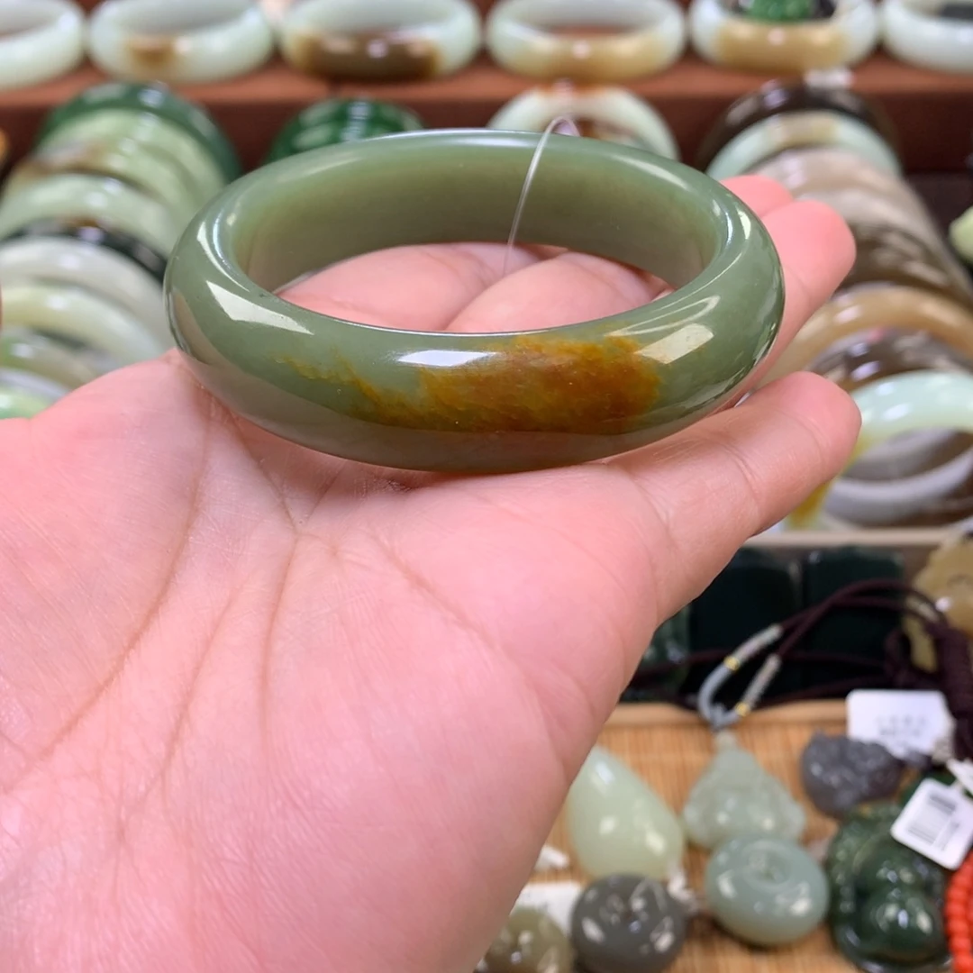 和田玉未镶嵌手镯55_56口径