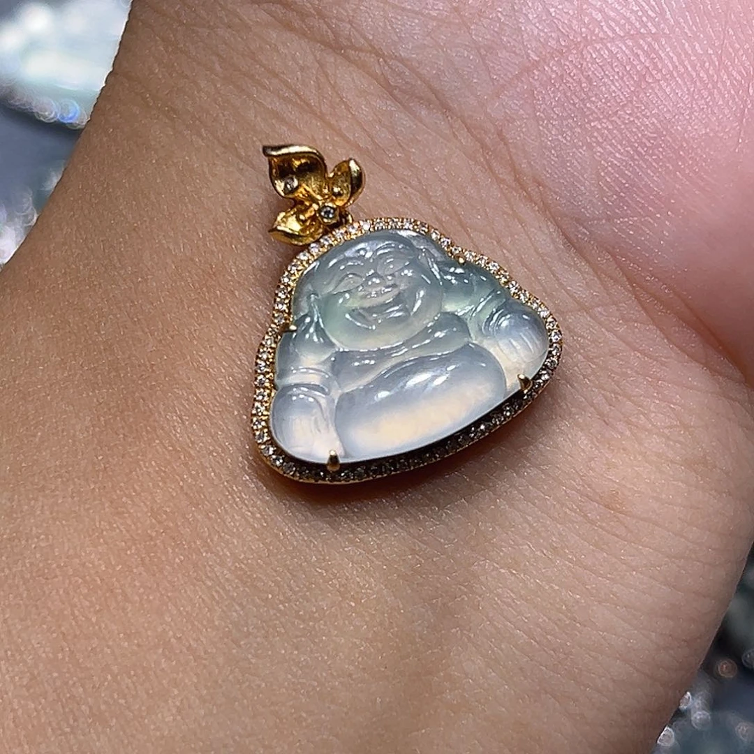 翡翠18K金镶嵌颈饰