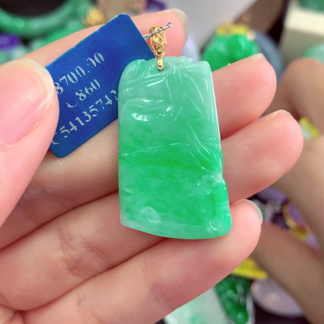 翡翠18K金镶嵌吊坠(不含链)