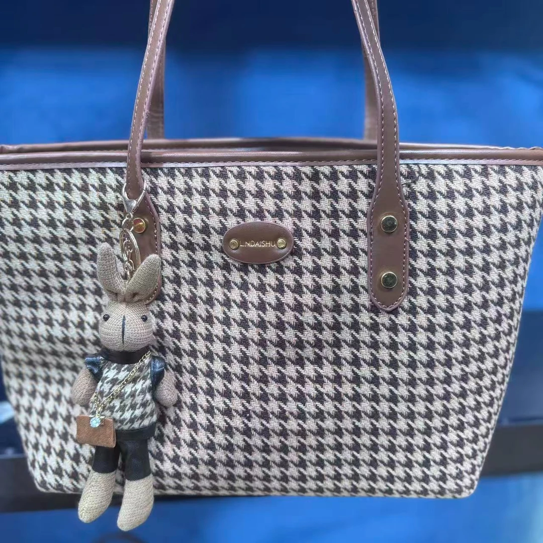 （亮牌灯点关注才可以拍）单肩斜手提包气质手提包肩包经典轻奢时尚