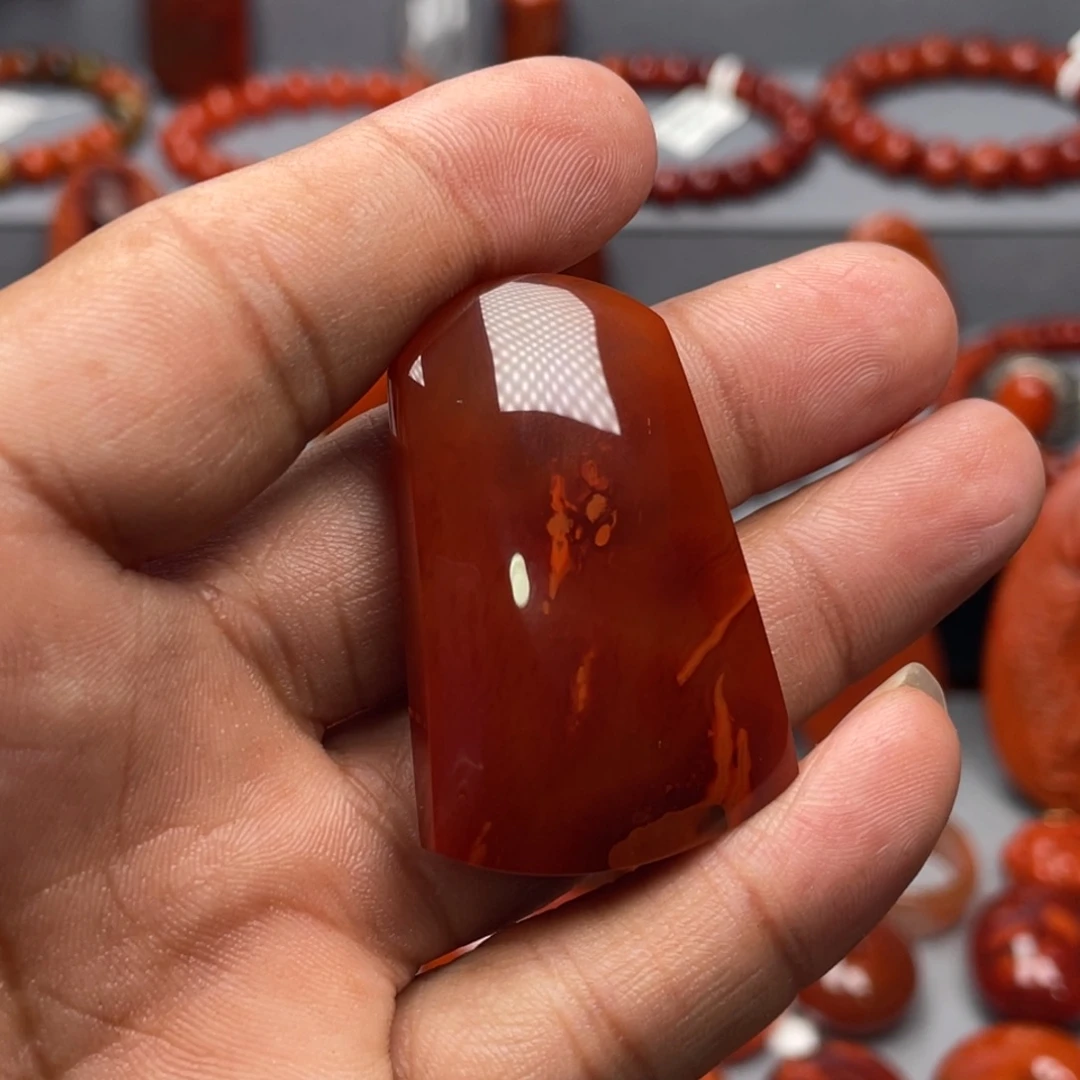 南红玛瑙未镶嵌珠宝奇石吊坠