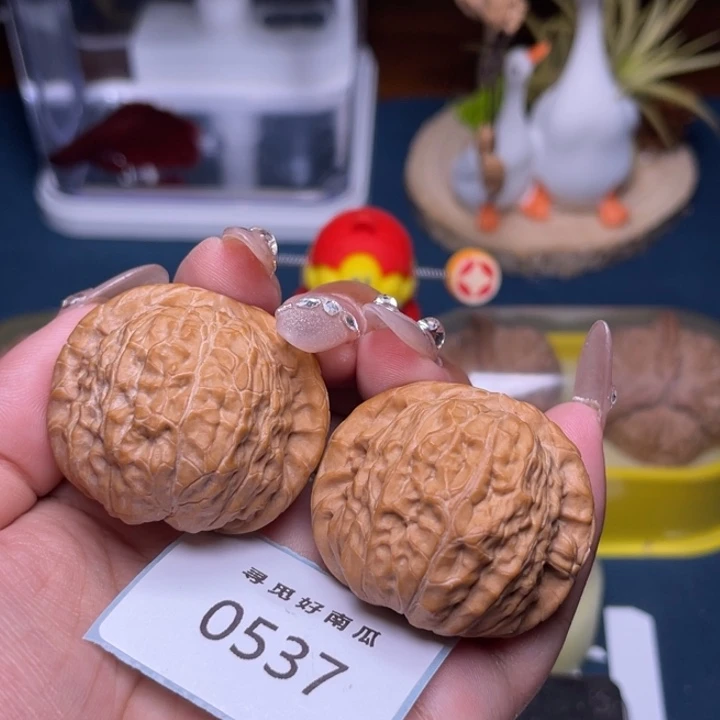 厚***孔文玩核桃把件南瓜墩40-0537