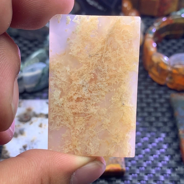 玛瑙/玉髓吊坠(赠链)未镶嵌云***锅