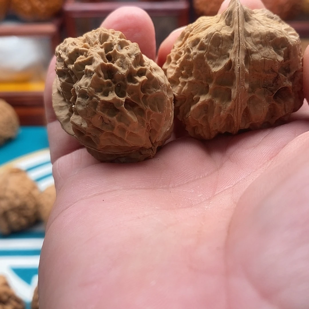 吊坠文玩核桃铁核桃