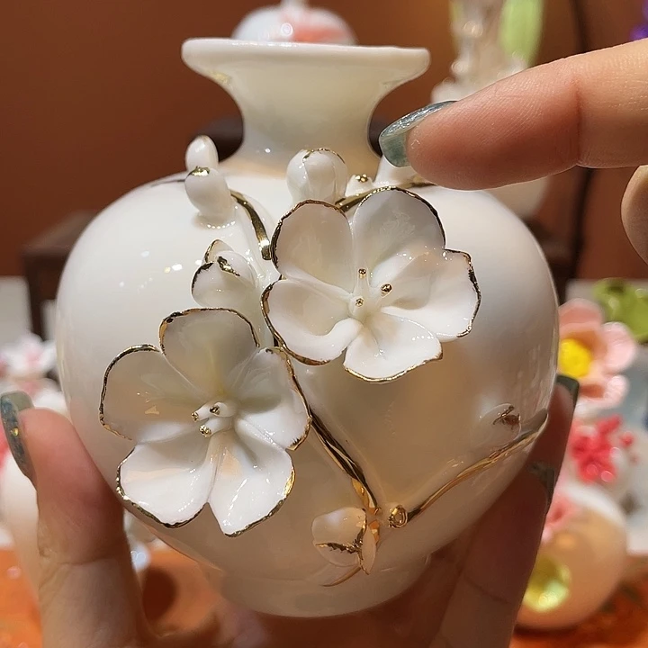 其他手工陶瓷精致摆件