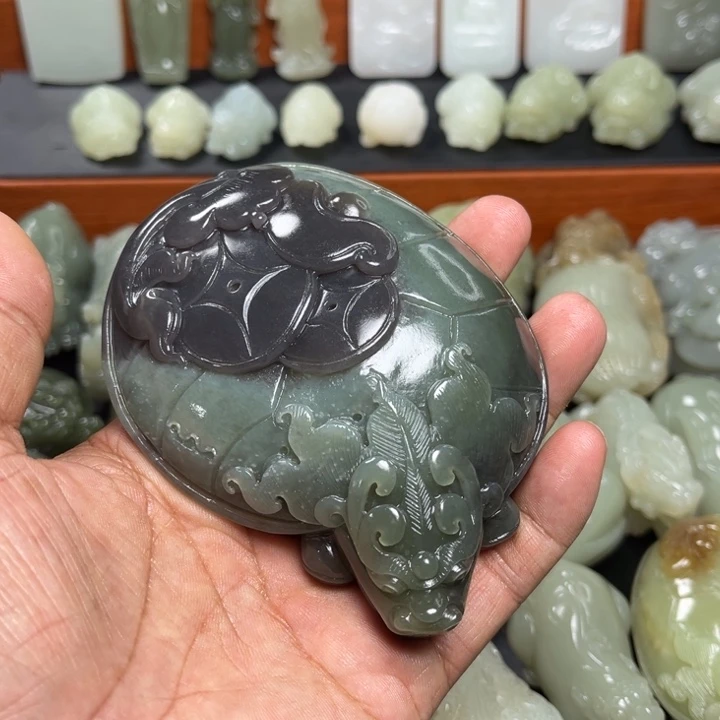 旺***仔未镶嵌和田玉挂件