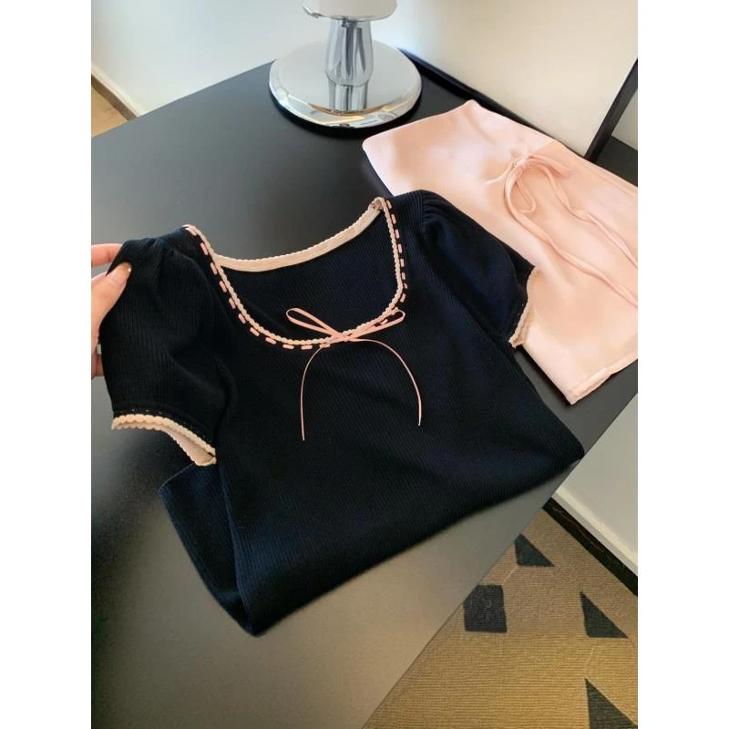 甜酷少女感黑粉撞色针织短袖女夏季设计感蝴蝶结修身显瘦正肩上衣