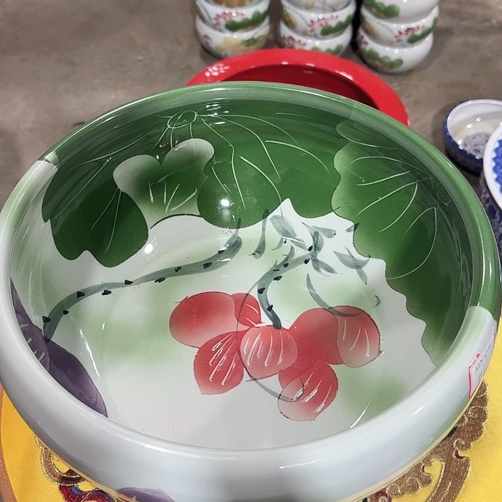 瓷片口径33厘米 高度14厘米