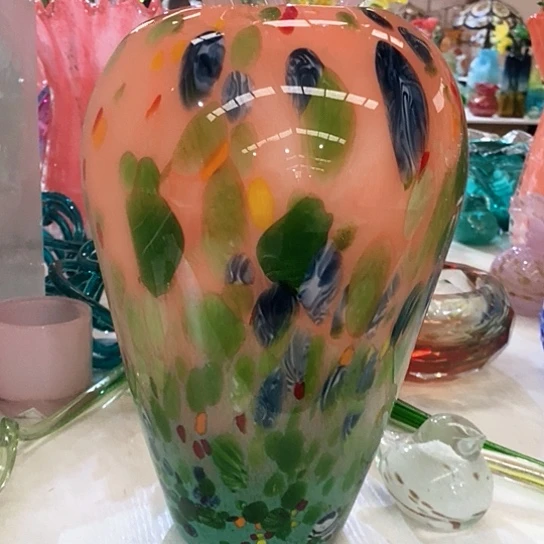 琉璃花瓶高31厘米口径9厘米