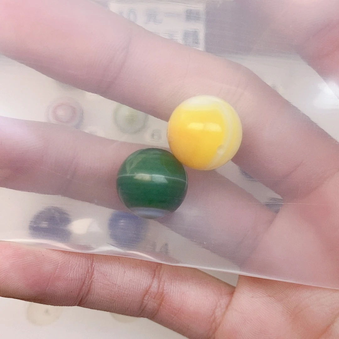 ****方玛瑙/玉髓未镶嵌卡14m左右缠丝玛瑙 补15