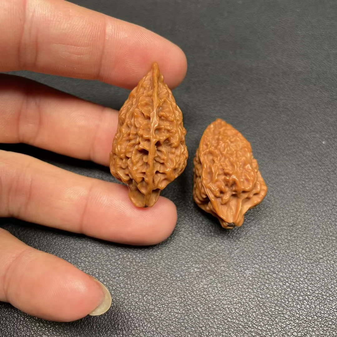 金叶子珊瑚纹理小手捻指尖核桃掌中宝一物一图没有运费险