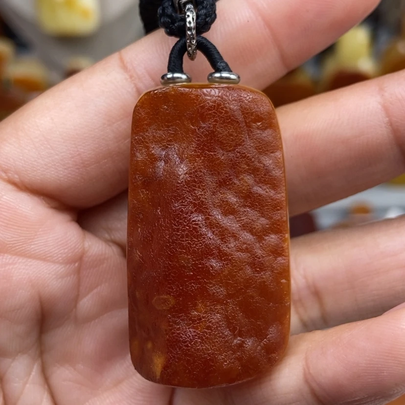 【闪购商品】琥珀颈饰未镶嵌
