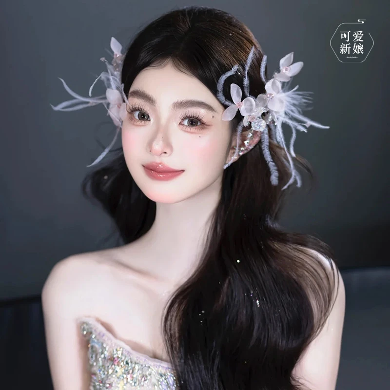 主婚纱灵动粉色羽毛边夹高级感新娘森系甜美对夹结婚配饰DC342633