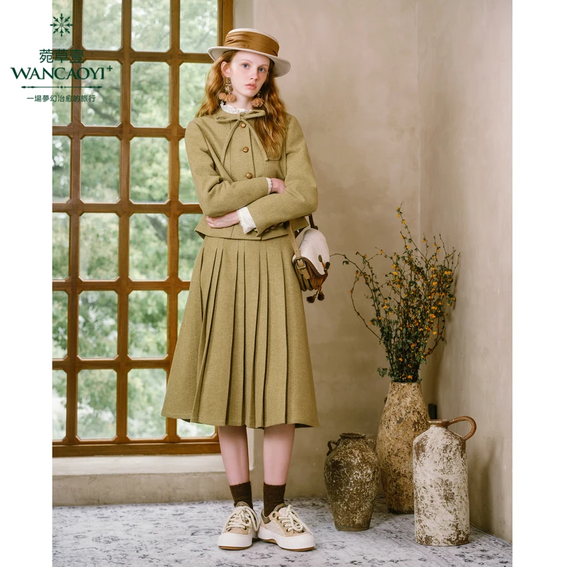 菀壹2025冬季气质时尚羊毛毛呢外套半身裙两件套套装H37210451