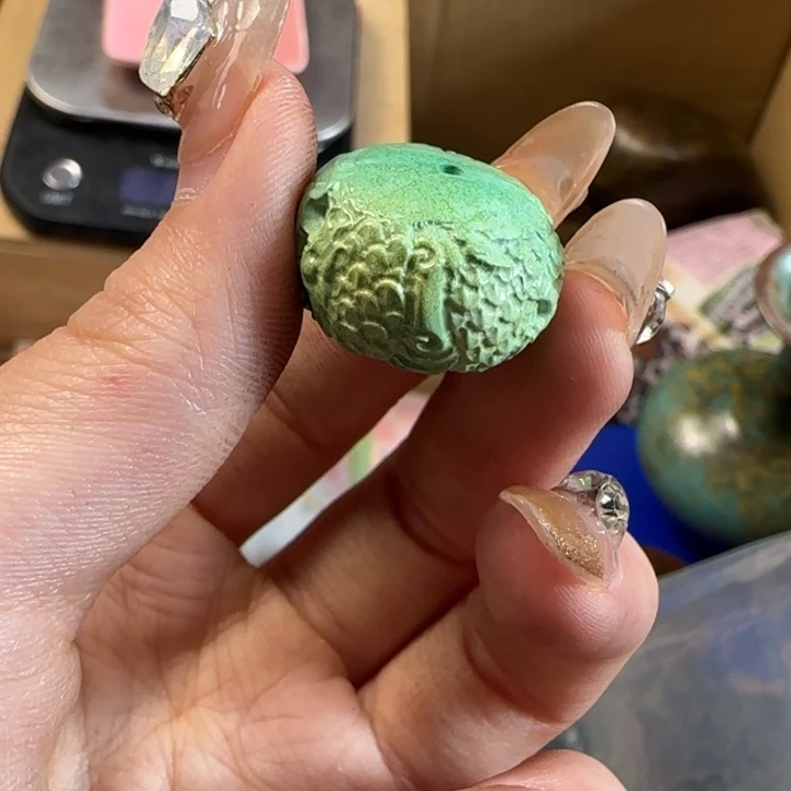 朱*伟如图所示所拍即所得