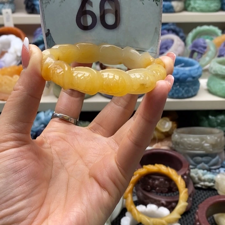未镶嵌手镯石英岩玉