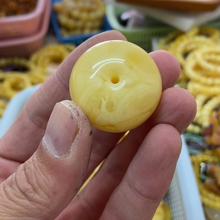 裸石蜜蜡未镶嵌吊坠