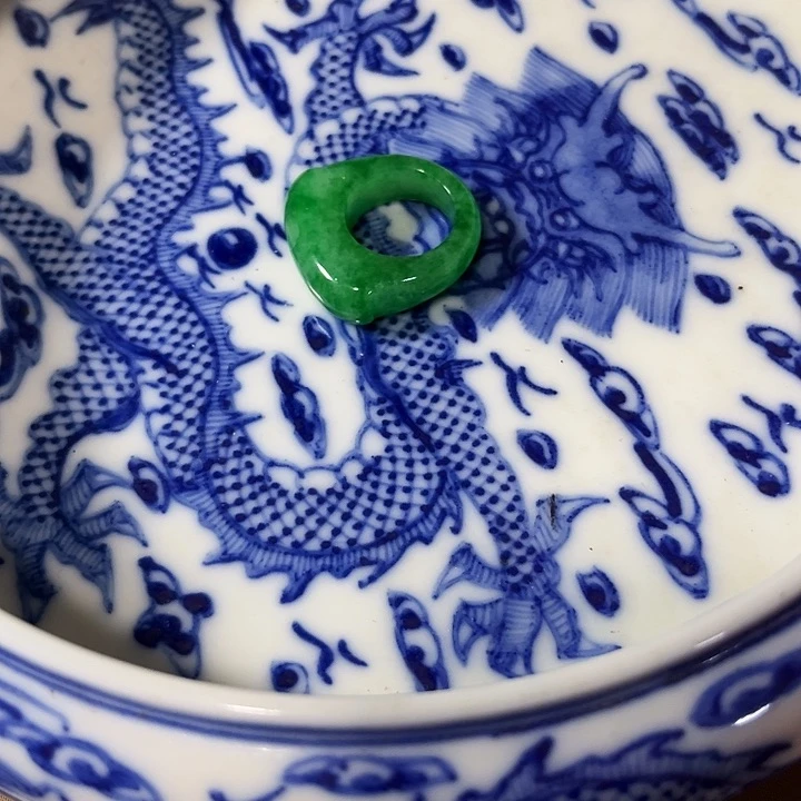 瓷片戒指一枚口1718