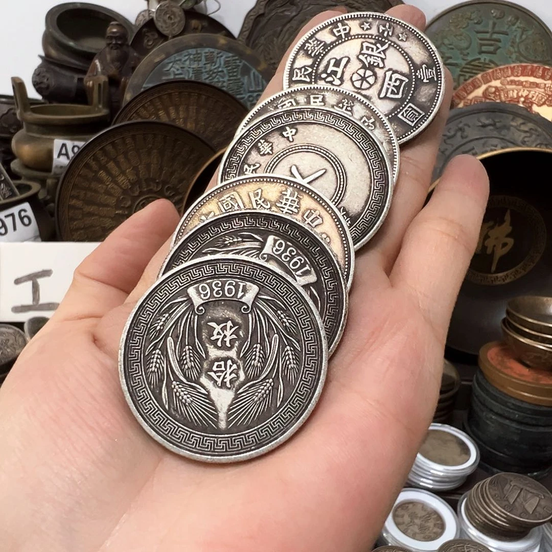 金属复古风格摆件