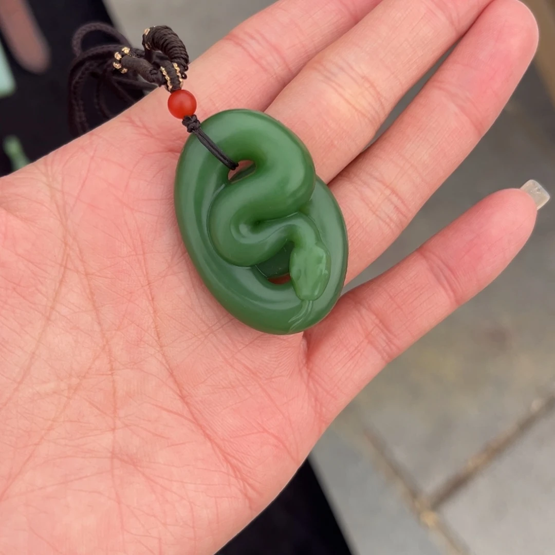 和田玉（碧玉）颈饰未镶嵌